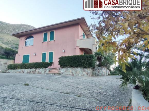 Villa 5 Locali o più 300mq