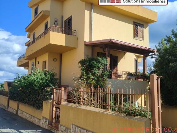 Villa 5 Locali o più 250mq