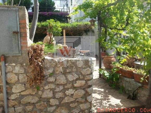 Casa indipendente 4 Locali CENTRO-PIAZZETTA 65mq 1950