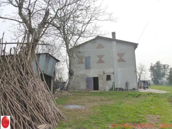 Rustico/Casale (Campagnola) 14687mq