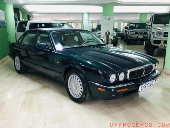 JAGUAR XJ8 3.2 cat