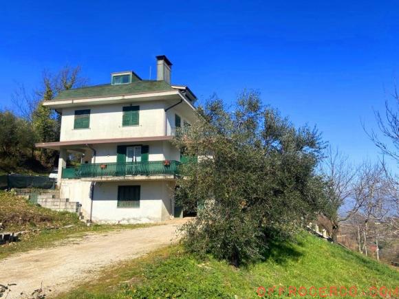 Villa 5 Locali o più 250mq