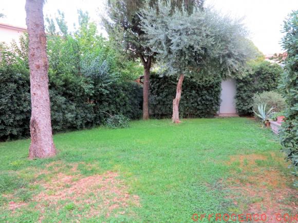 Villa 5 Locali o più Braccagni 210mq 1993