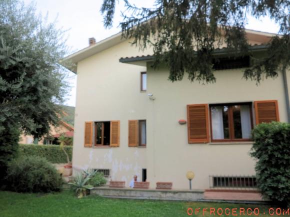 Villa 5 Locali o più Braccagni 210mq 1993