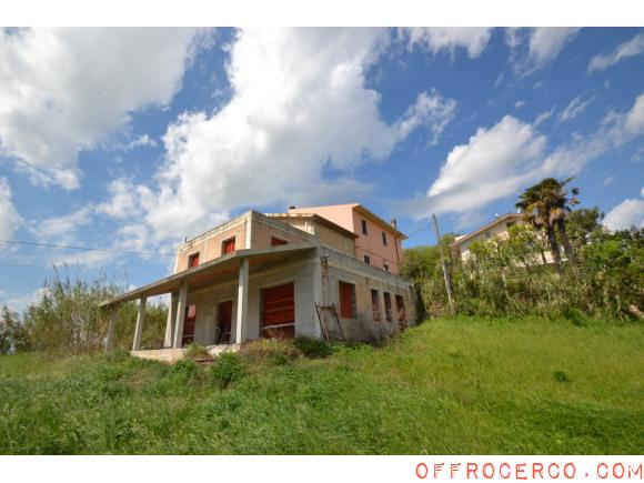 Villa 5 Locali o più RESIDENZIALE 350mq 2008