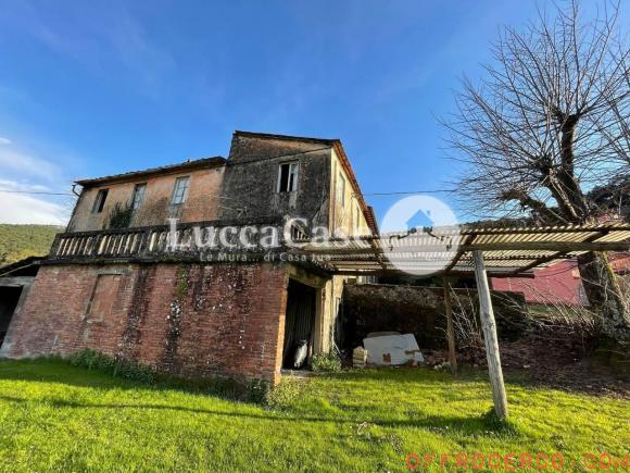 Casa indipendente 5 Locali o più San Lorenzo a Vaccoli 180mq