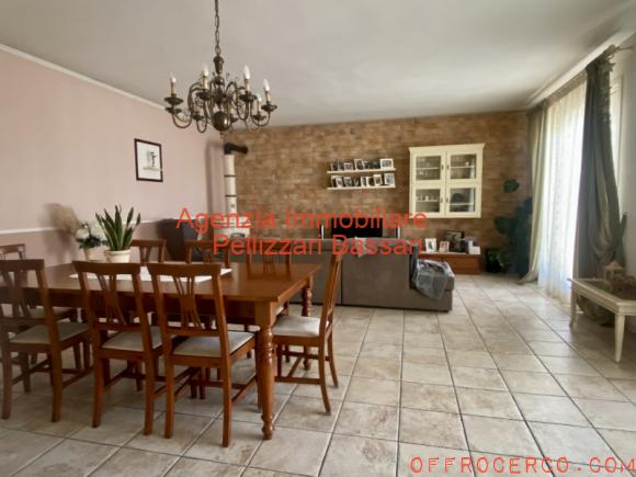 Villa Volpago del Montello 345mq 2009