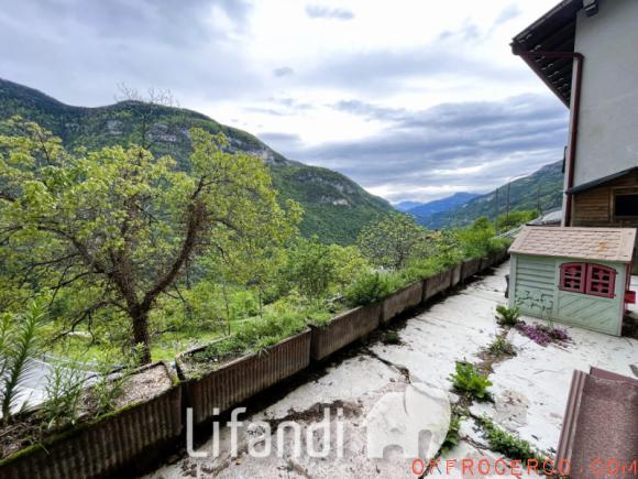 Casa singola Terragnolo 192mq