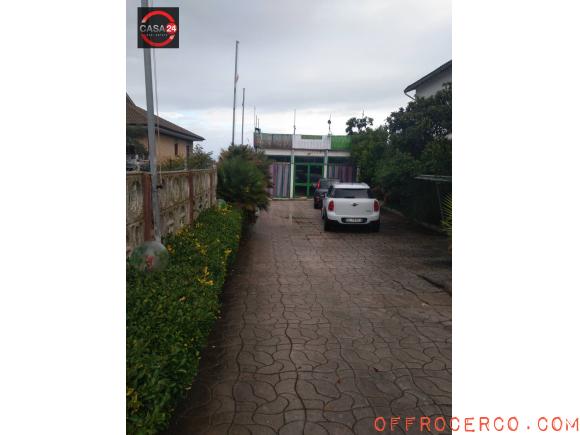 Villa 5 Locali o più 370mq