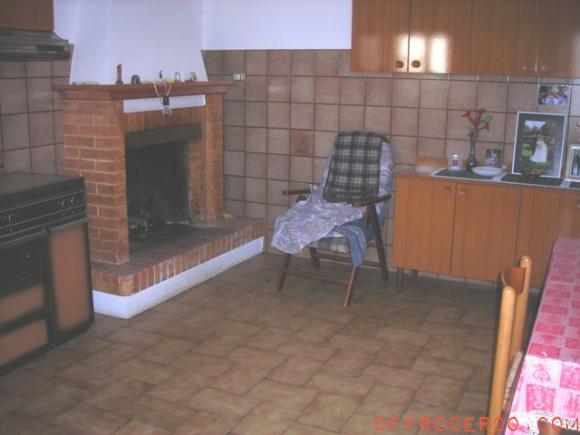 Casa indipendente 5 Locali o più 195mq