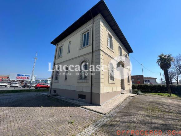 Locale commerciale Sant'Anna 180mq