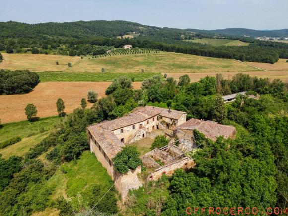 Rustico San Gimignanello 2100mq 1700