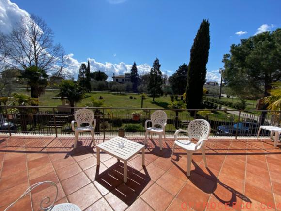 Villa Castiglione del Lago 350mq