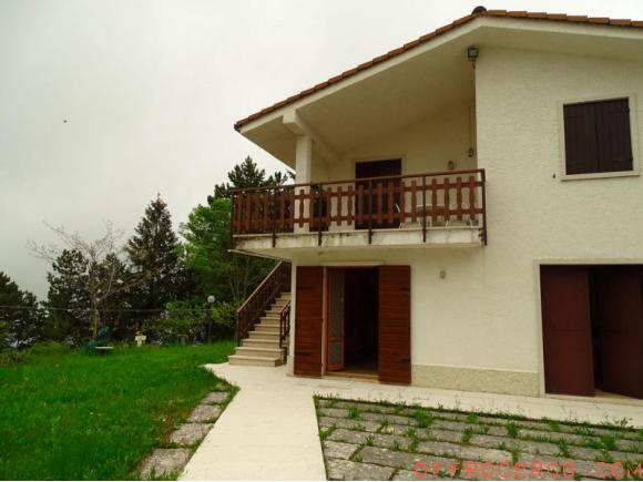Villa Badia Calavena 195mq 1980