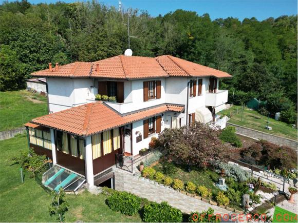 Villa Bifamiliare 240mq