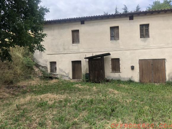 Casa singola Serravalle di Chienti 140mq