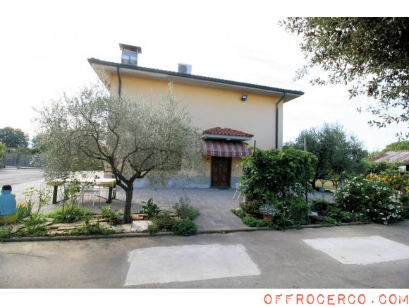 Villa 5 Locali o più 372mq