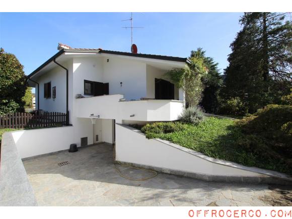 Villa 4 Locali 230mq 1996