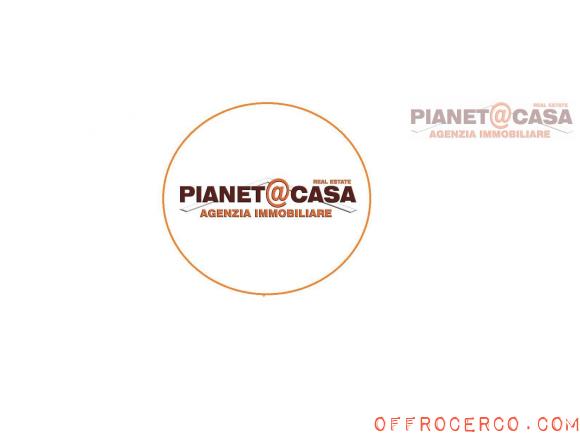 Casa indipendente 5 Locali o più 200mq