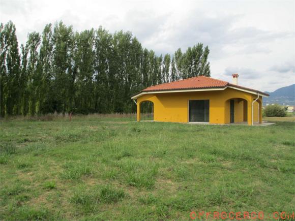 Villa (Lunata) 130mq