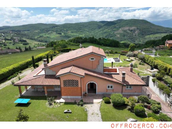 Villa Oratino 650mq