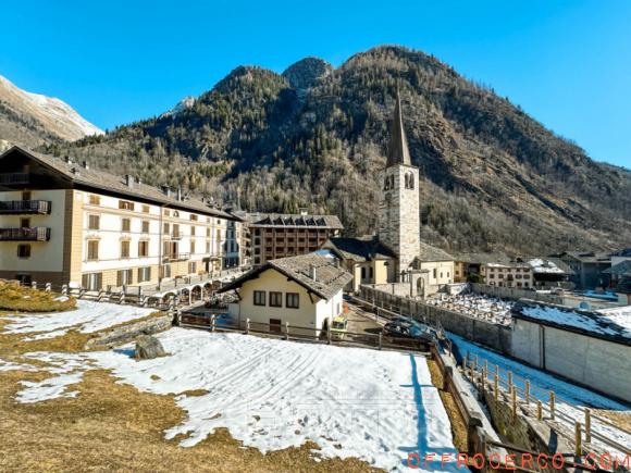 Negozio Alagna Valsesia - Centro 200mq 1980 circa