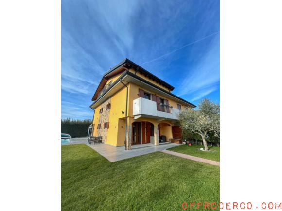 Villa Peschiera del Garda 240mq