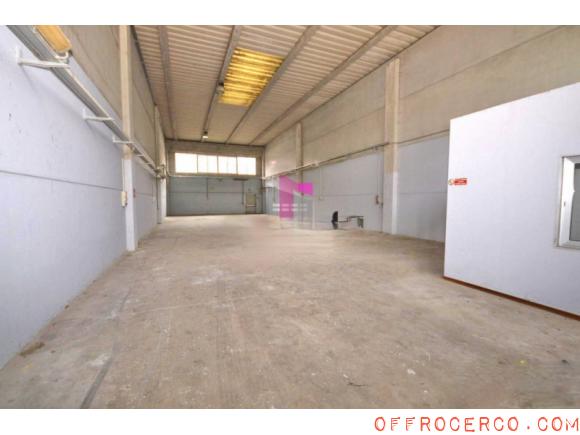 Capannone Zona Industriale Ovest 320mq 2006