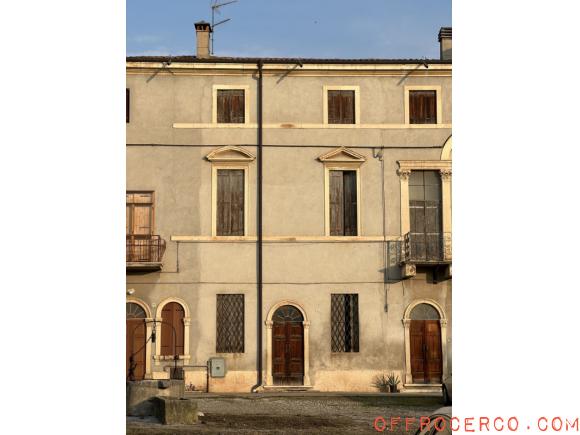 Casa a schiera Brognoligo 240mq