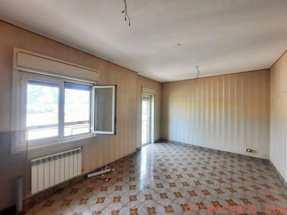 Appartamento Villaggio Santa Rosalia 110mq 1980