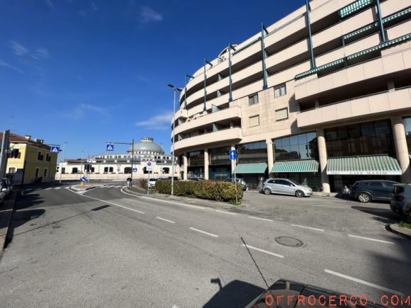 Negozio Borgo Roma 425mq 2000