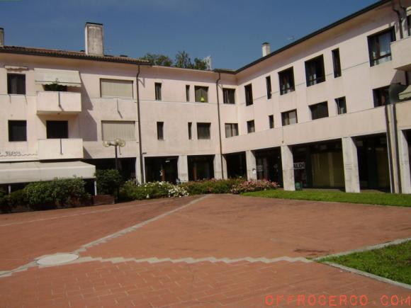 Negozio Castelfranco Veneto - Centro 70mq 1990