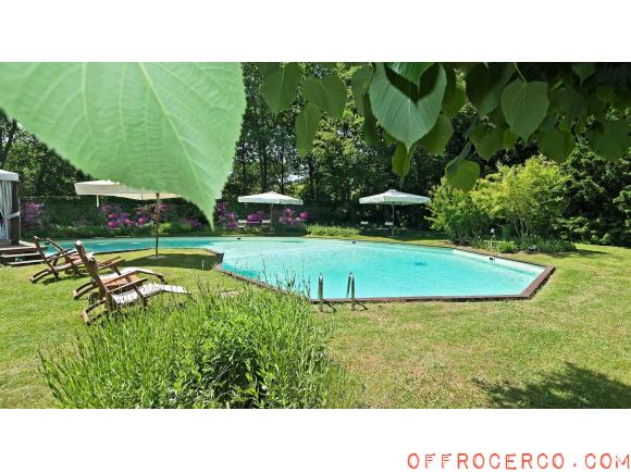 Villa 5 Locali o più 1200mq 1800