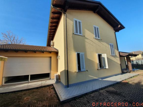 Villa Frassineto Po 220mq