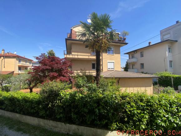 Appartamento Villaggio dei Fiori 66mq 1960