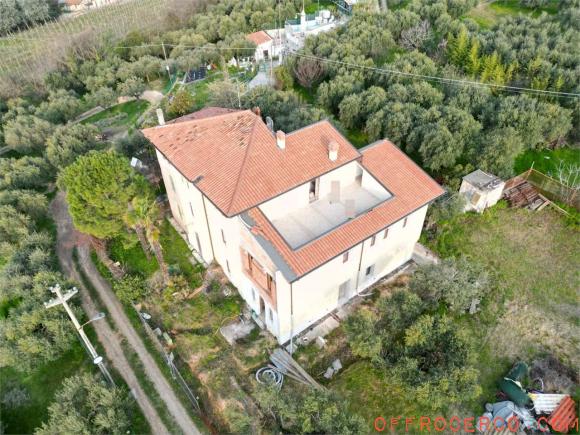 Villa Bifamiliare 225mq