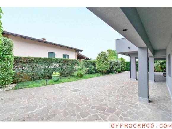 Villa Bifamiliare 295mq