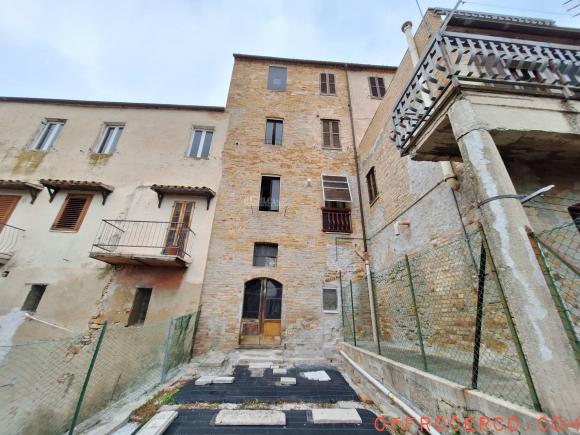 Casa indipendente 5 Locali o più CENTRO STORICO 300mq 1900