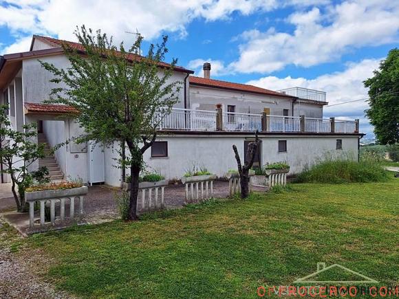 Casa indipendente 5 Locali o più San Silvestro 250mq 1964