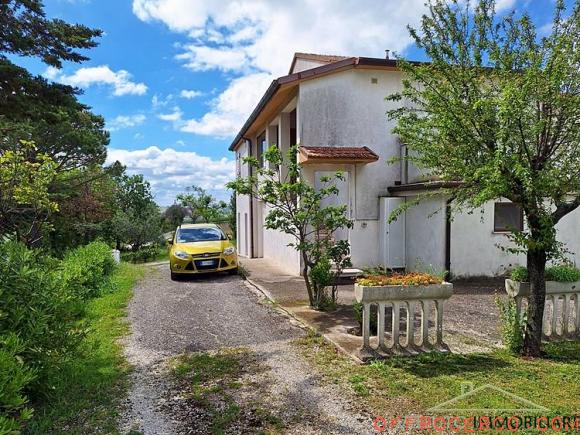 Casa indipendente 5 Locali o più San Silvestro 250mq 1964