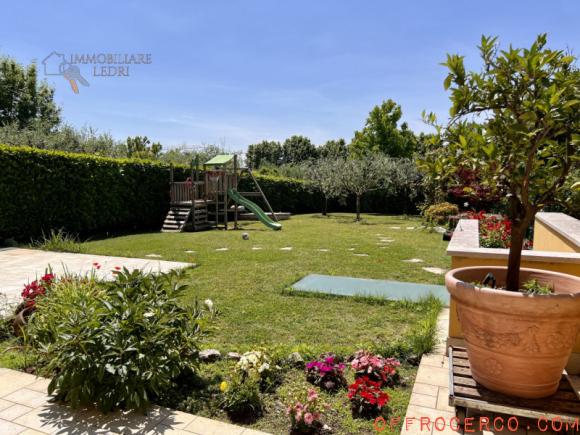 Casa a schiera Sandrà 305mq