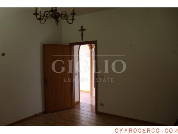 Appartamento San Donato in Fronzano 122mq 1950