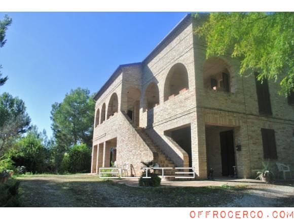 Villa Quartiere Ovest - Grotte - Montarice 550mq 1986