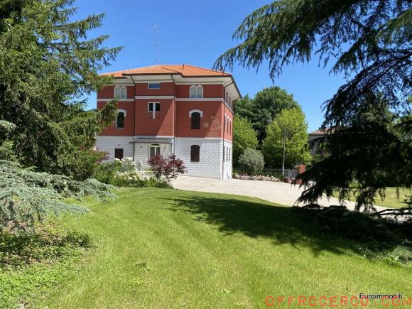 Villa (Traversetolo) 494mq