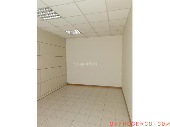 Locale commerciale 150mq