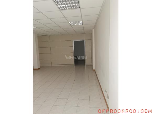 Locale commerciale 150mq