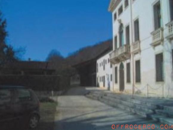 Villa Creazzo 1539mq