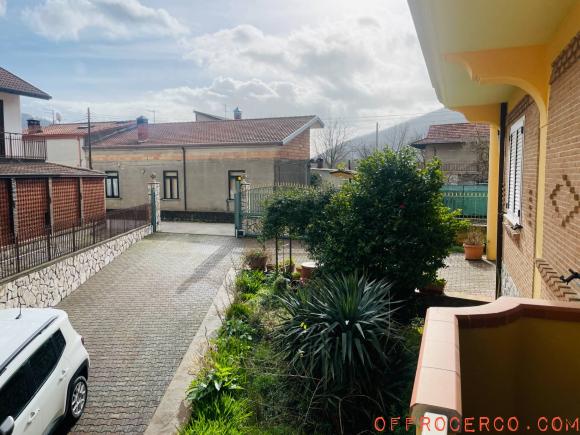 Villa 5 Locali o più 350mq 1990