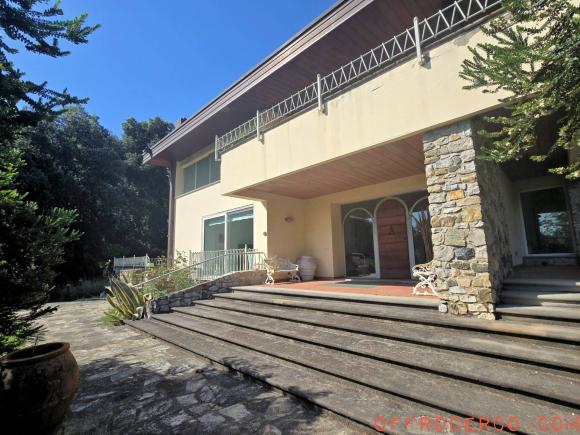 Villa 5 Locali o più 969mq