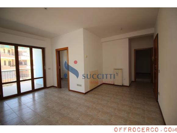 Appartamento 5 Locali o più Zona Mare 130mq 1990